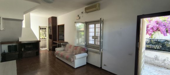3 rooms House in Cerveteri, Italy No. 288549 2