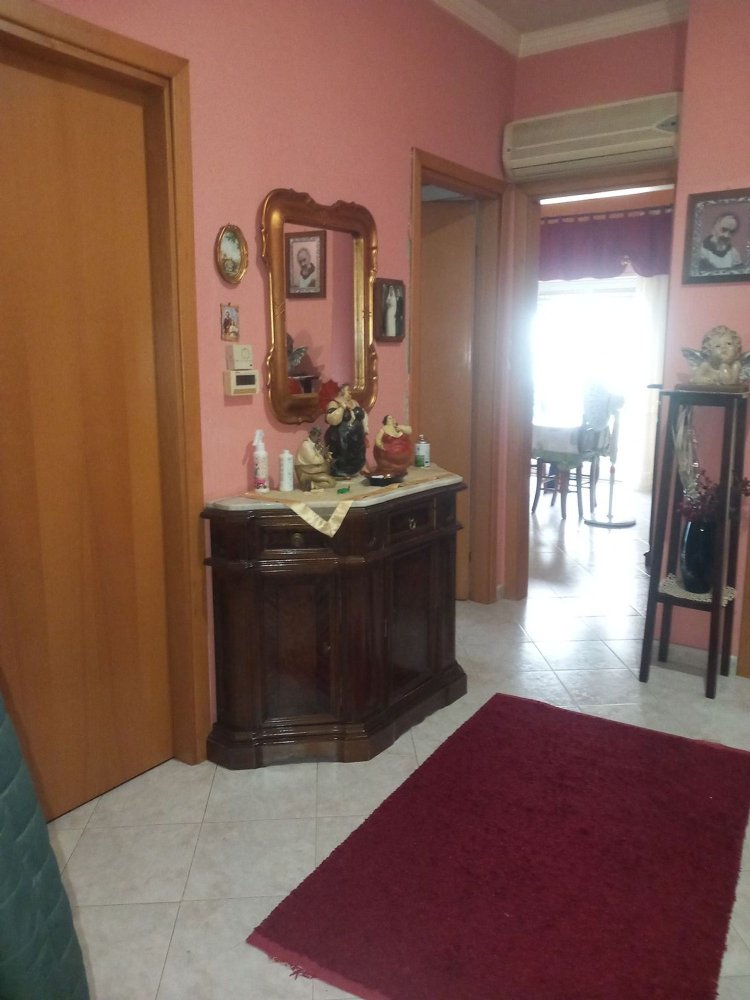 Apartamento de 4 divisões em Caltanissetta, Italy N.º 160521