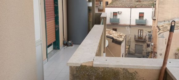 Apartamento de 4 divisões em Caltanissetta, Italy N.º 160521 11