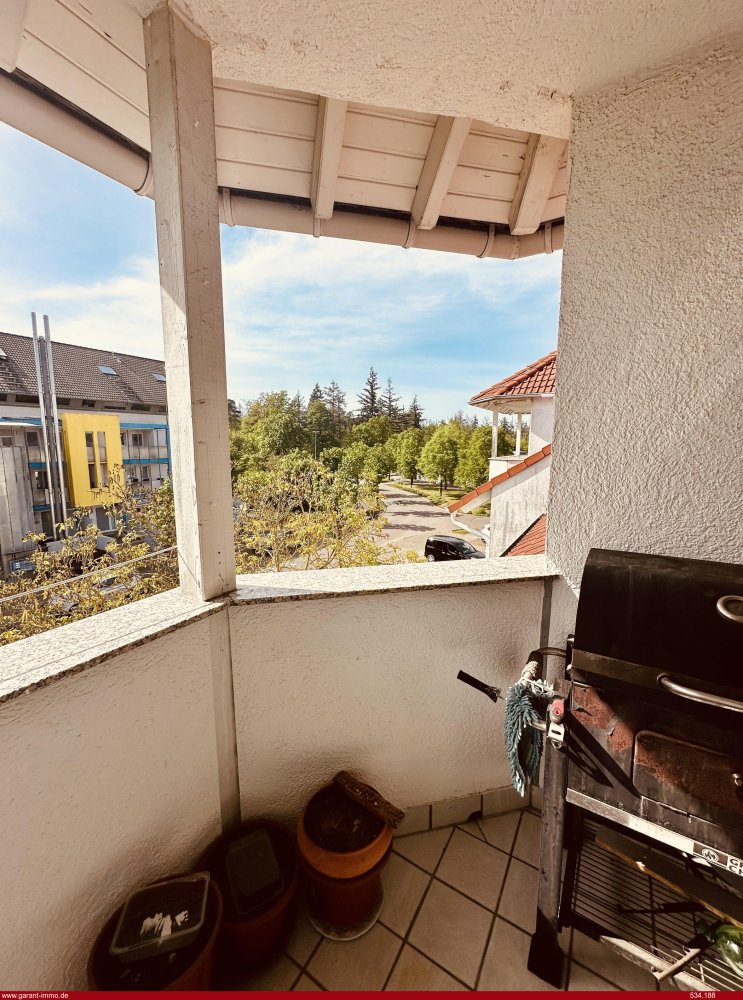 4 rooms Apartment in Baden-Wurttemberg, Germany No. 2514