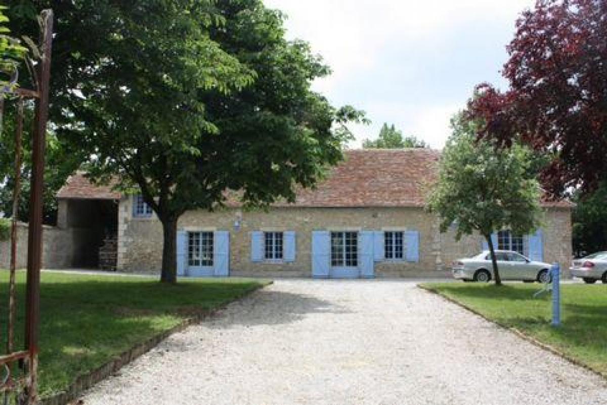4 bedrooms House in Grandchamp, France No. 6986