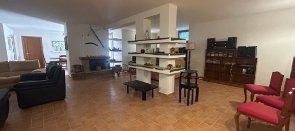 Вилла с 9 спальнями в Тревиньяно Романо, Италия № 341806 35