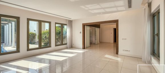 Вилла с 6 спальнями в Пальма Джумейра, ОАЭ № 112121 4