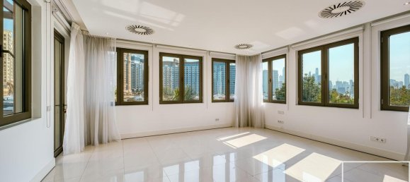 Вилла с 6 спальнями в Пальма Джумейра, ОАЭ № 112121 20