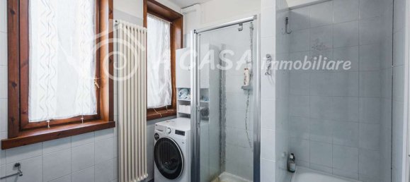 Apartamento de 5 habitaciónes en Medesano, Italy No. 289759 22