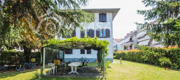 Apartamento de 5 habitaciónes en Medesano, Italy No. 289759 3