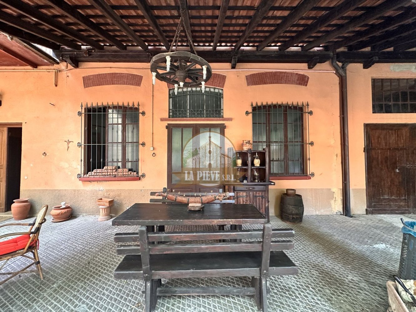 10 bedrooms House in San Sebastiano Curone, Italy No. 387854