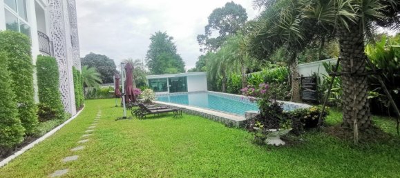 2 bedrooms Condo in Pattaya, Thailand No. 395 26