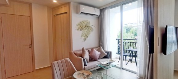 2 bedrooms Condo in Pattaya, Thailand No. 395 3