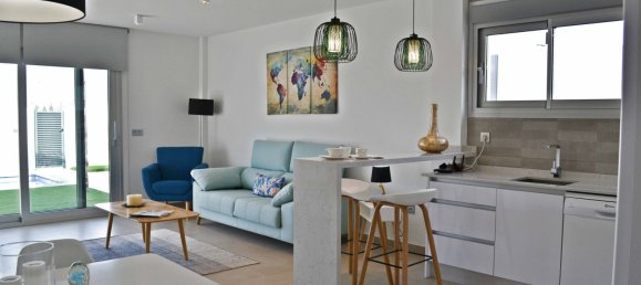 3 bedrooms Villa in Los Alcazares, Spain No. 9087 4