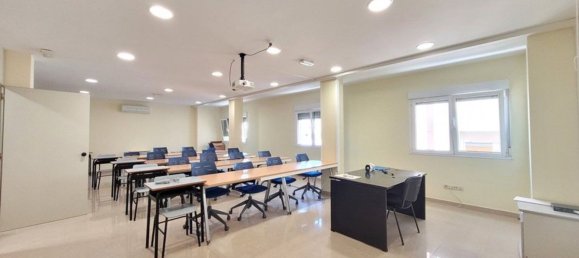 506m² Commercial property in Negreira, Spain No. 122502 11