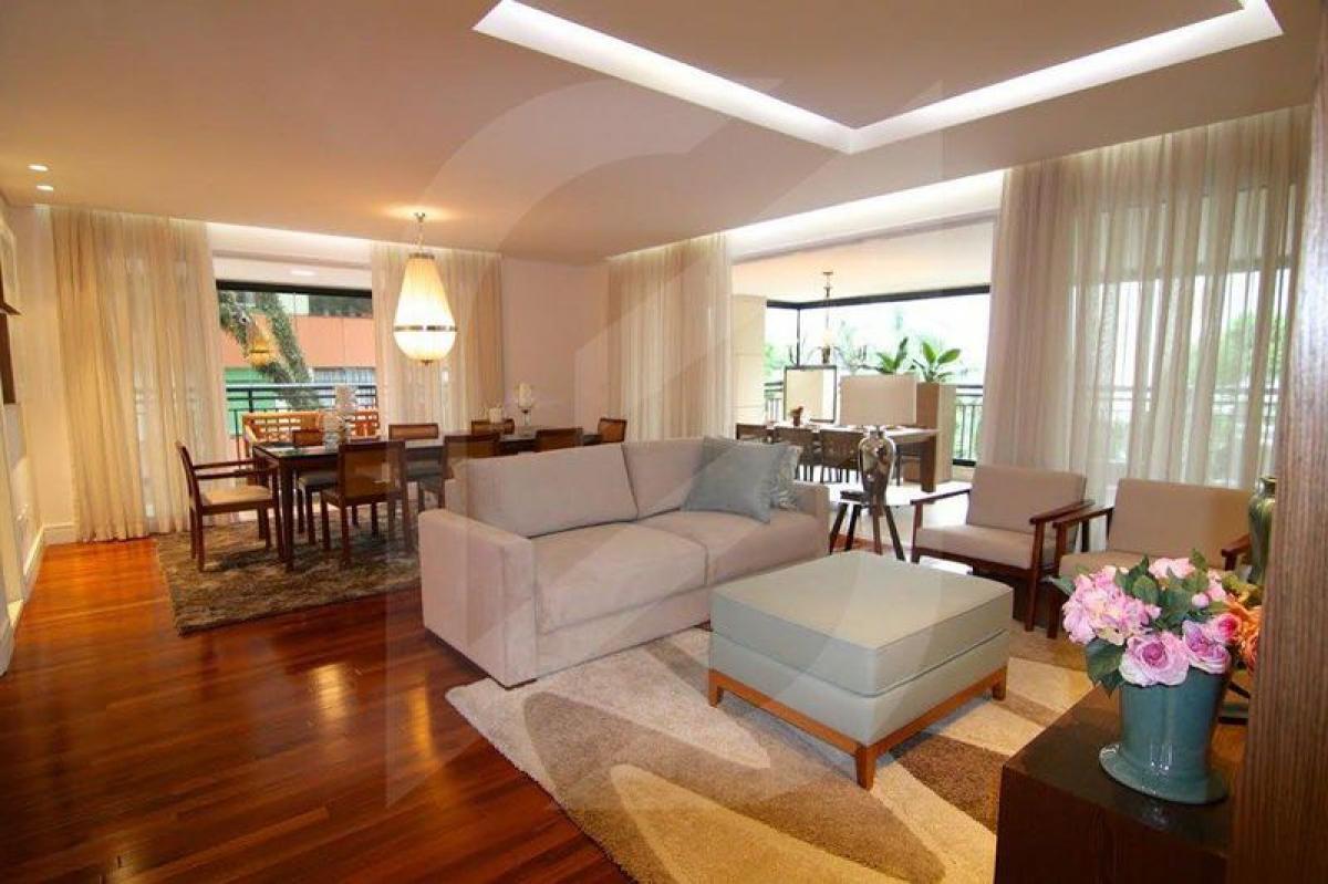 Apartamento de 4 dormitorios en Sao Paulo, Brazil No. 568393