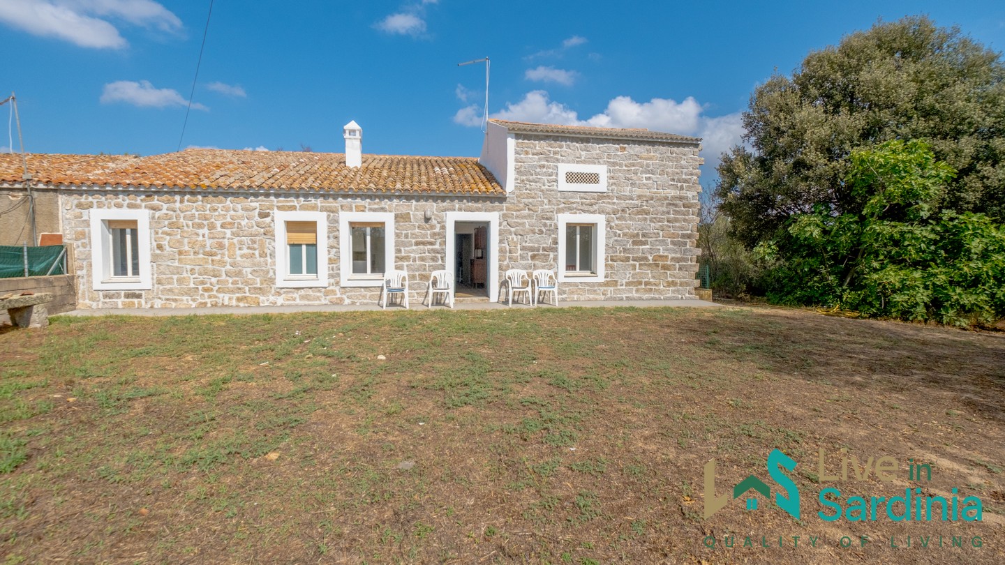 Дом с 3 спальнями в Тельти, Италия № 340783