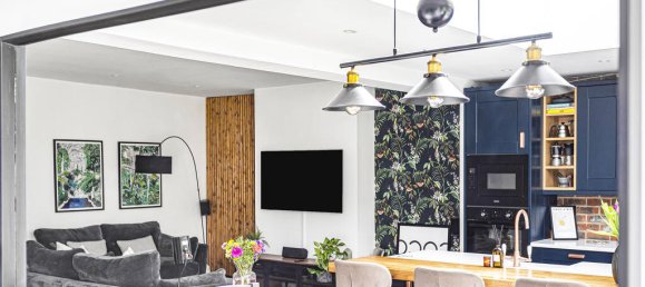 3 bedrooms House in Hounslow, United Kingdom No. 8475 11