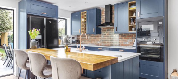 3 bedrooms House in Hounslow, United Kingdom No. 8475 7