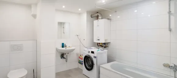 4 chambres Bâtiment à Reutlingen, Germany No. 366242 20