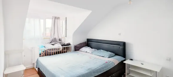 4 chambres Bâtiment à Reutlingen, Germany No. 366242 21