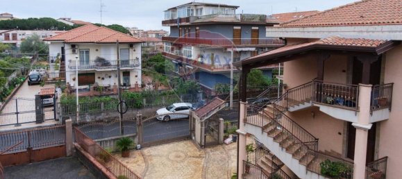 Квартира с 6 комнатами в Мистербьянко, Италия № 8628 32