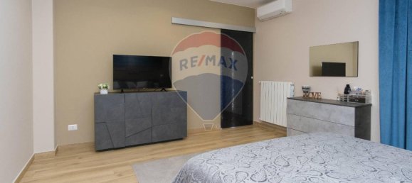 Квартира с 6 комнатами в Мистербьянко, Италия № 8628 2