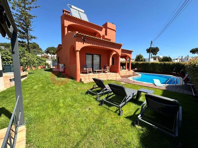 3 bedrooms Villa in Faro, Portugal No. 102270