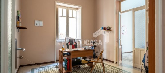 Apartamento T5 em Palermo, Italy N.º 323780 11