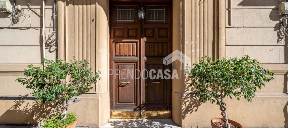 Apartamento T5 em Palermo, Italy N.º 323780 34