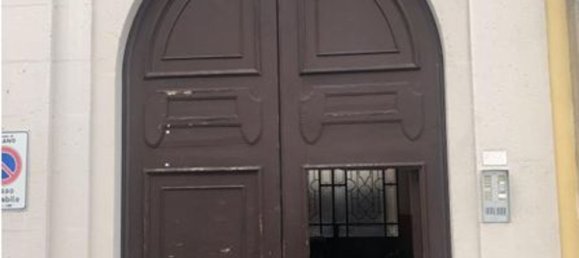 5-salle Appartement à Milan, Italy No. 241161 3