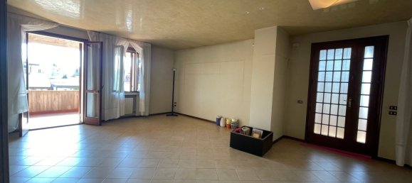 6 rooms House in Castagnaro, Italy No. 295706 5