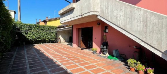 6 rooms House in Castagnaro, Italy No. 295706 29