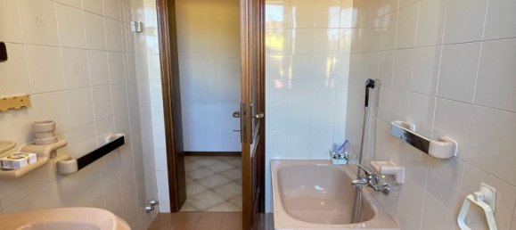 6 rooms House in Castagnaro, Italy No. 295706 25