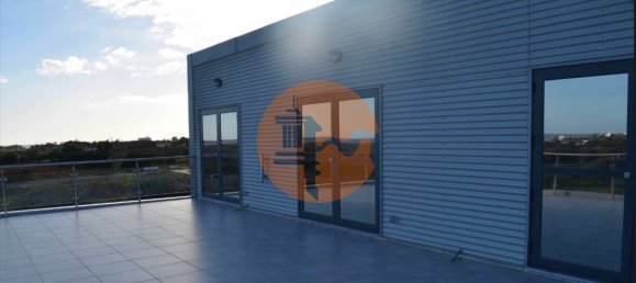 Lagerhaus in Quelfes, Portugal 4796m², Nr. 245142 8