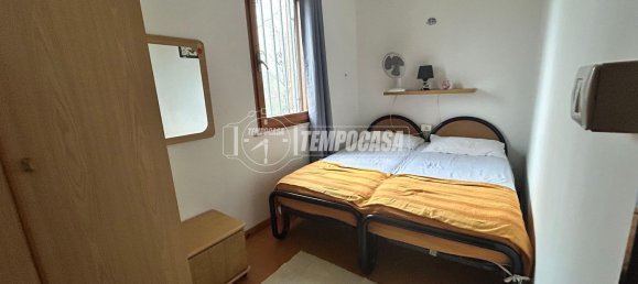 3 bedrooms Apartment in Comacchio, Italy No. 359025 9