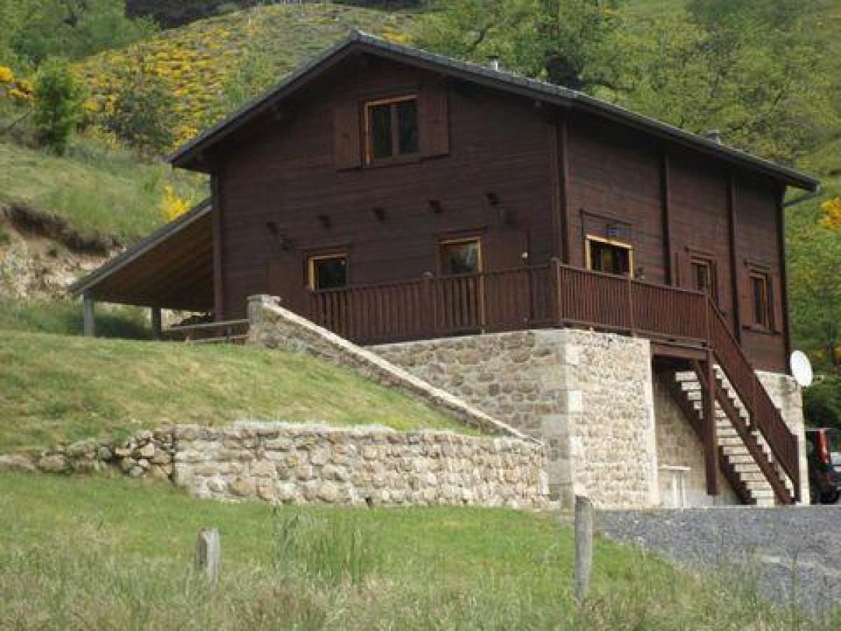 Casa T4 em Le Chambon, France N.º 25417