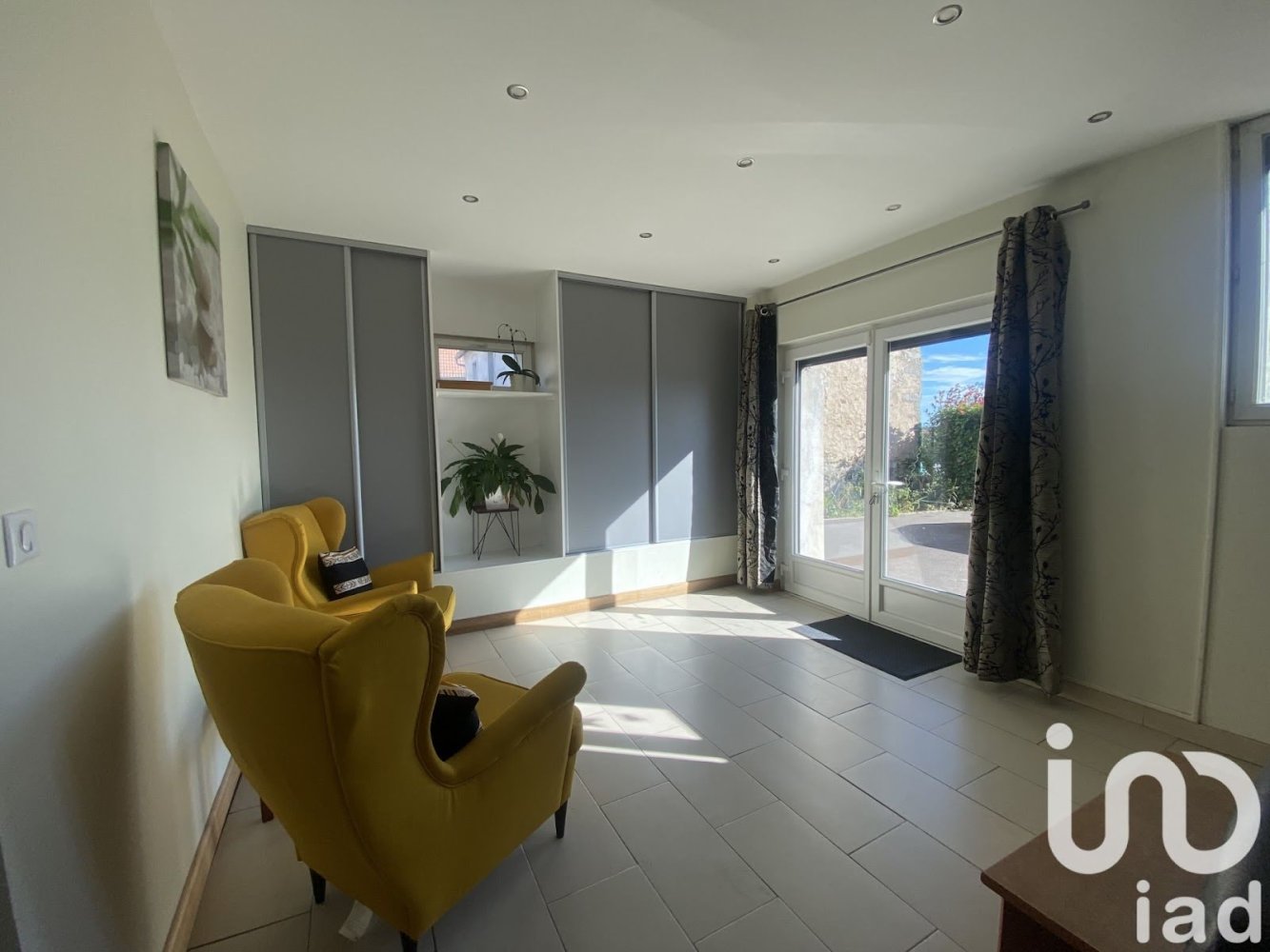 Дом с 7 комнатами в Шато-Тьерри, Франция № 224162