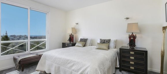 4 bedrooms Villa in Malaga, Spain No. 124924 19