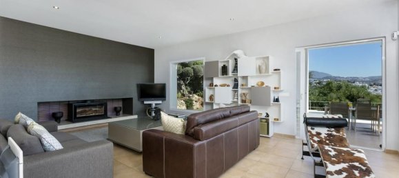 4 bedrooms Villa in Malaga, Spain No. 124924 23