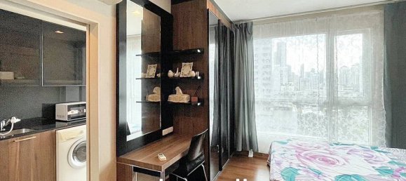 1 bedroom Condo in Bangkok, Thailand No. 13693 3