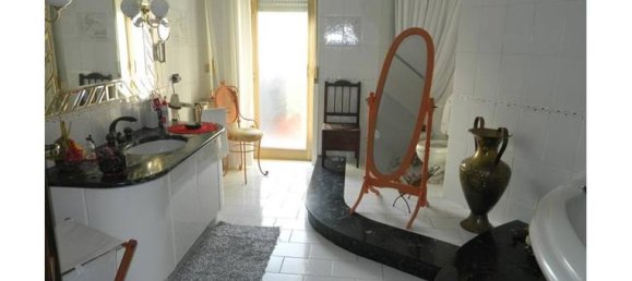 5-salle Appartement à Messina, Italy No. 254429 5