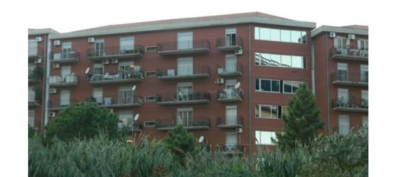 5-salle Appartement à Messina, Italy No. 254429 2