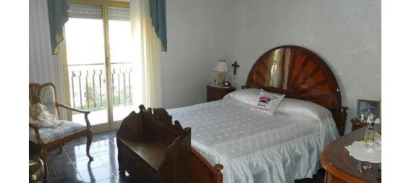 5-salle Appartement à Messina, Italy No. 254429 6