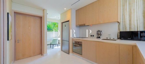 1 bedroom Apartment in Palm Jumeirah, UAE No. 54447 2