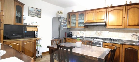 2 bedrooms House in Montopoli in Val d'Arno, Italy No. 25030 32