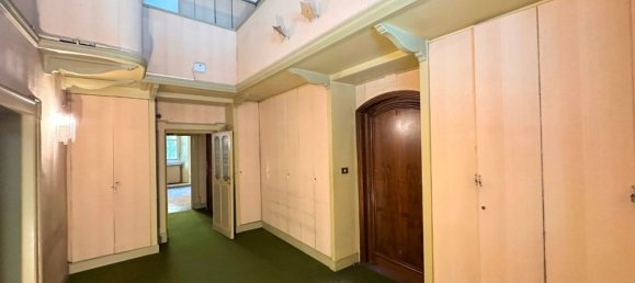 188m² Office in Bologna, Italy No. 322647 12