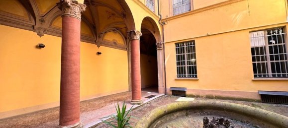 188m² Office in Bologna, Italy No. 322647 16