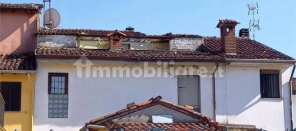 2 bedrooms House in Pieve Porto Morone, Italy No. 332270 3