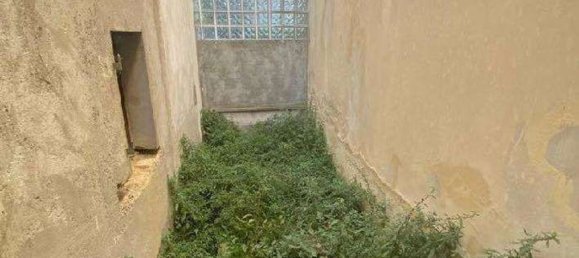 9 rooms House in Lastra a Signa, Italy No. 186785 2