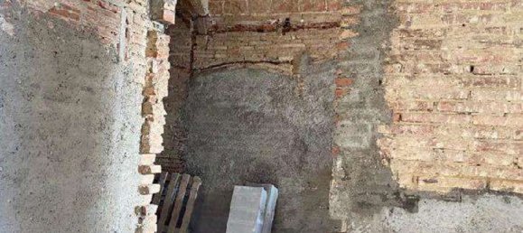 9 rooms House in Lastra a Signa, Italy No. 186785 13