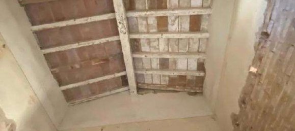 9 rooms House in Lastra a Signa, Italy No. 186785 10