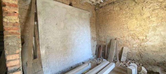 9 rooms House in Lastra a Signa, Italy No. 186785 3