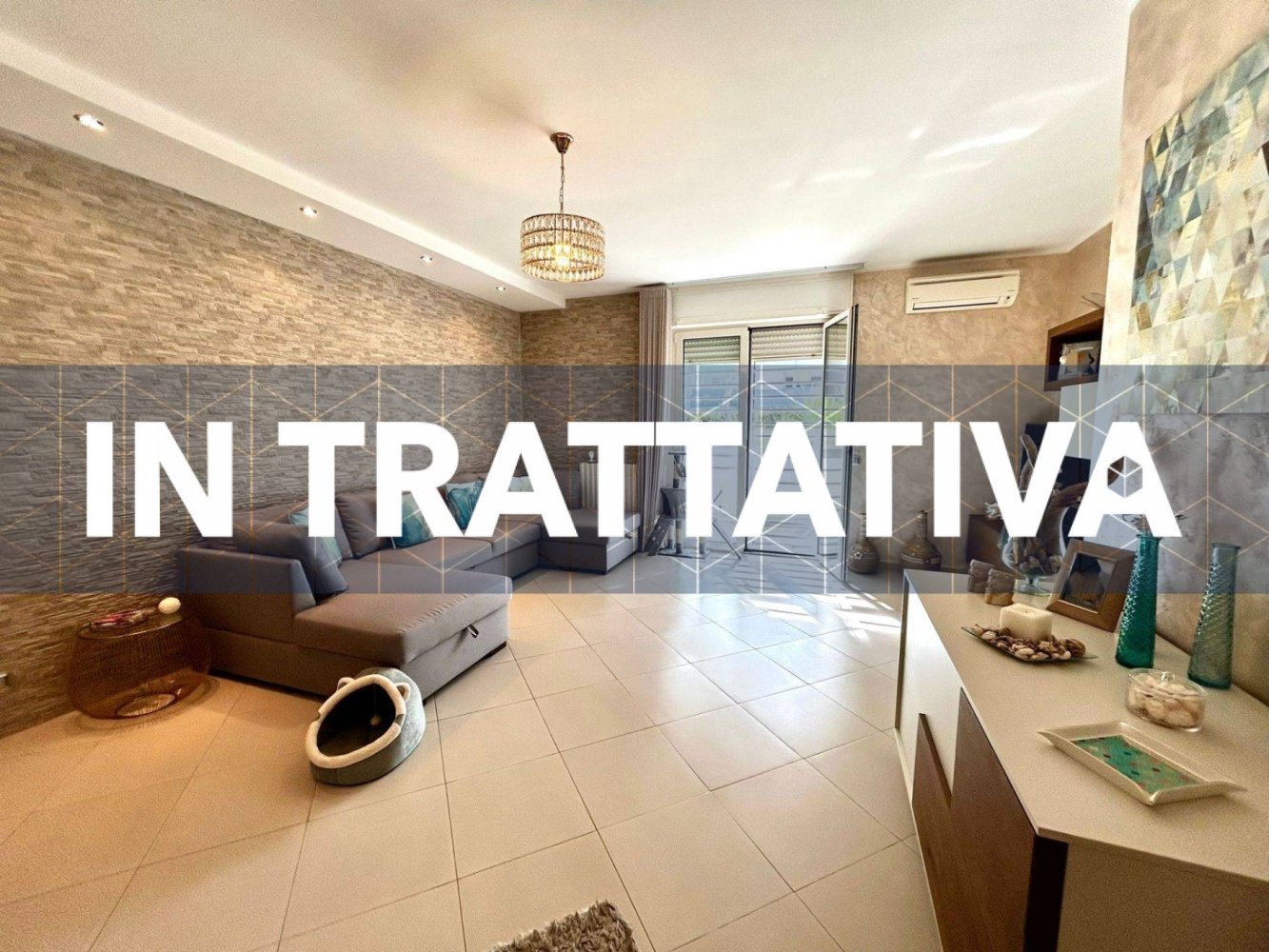 4-salle Appartement à Bitritto, Italy No. 18694